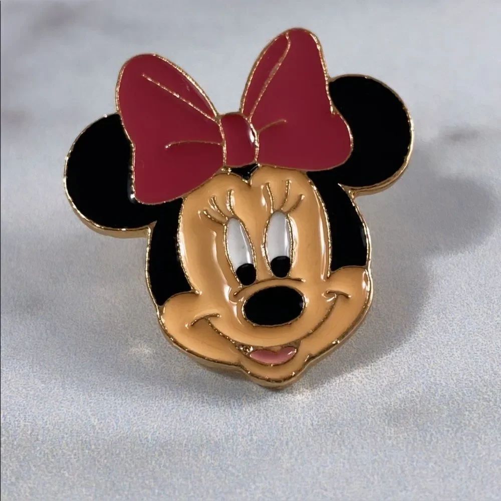 Minnie Mouse Enamel Pin/Brooch - Picture 1 of 3